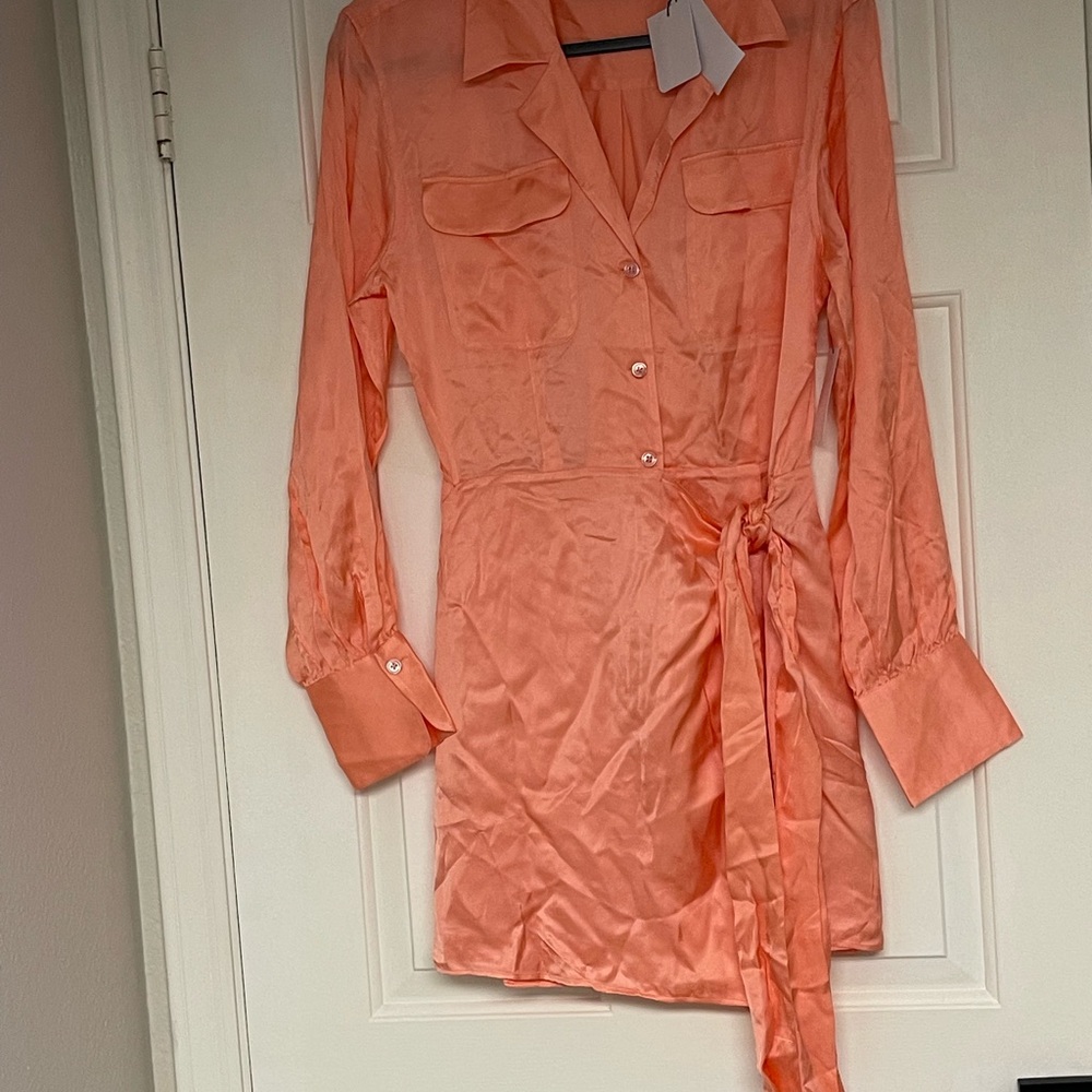 Equipment Fatima Wrap
Shirtdress - Flamingo Pink(M) - Picture 8 of 10